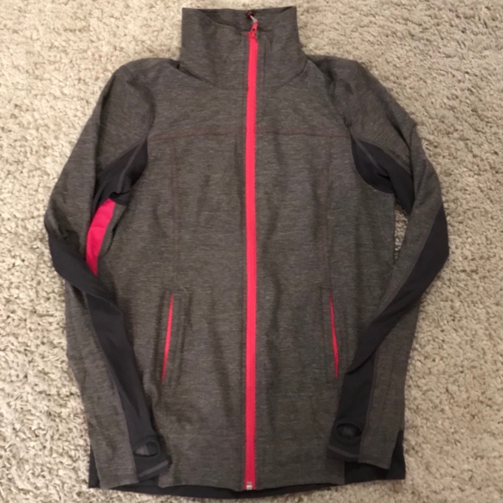 Lululemon full zip top with mesh back